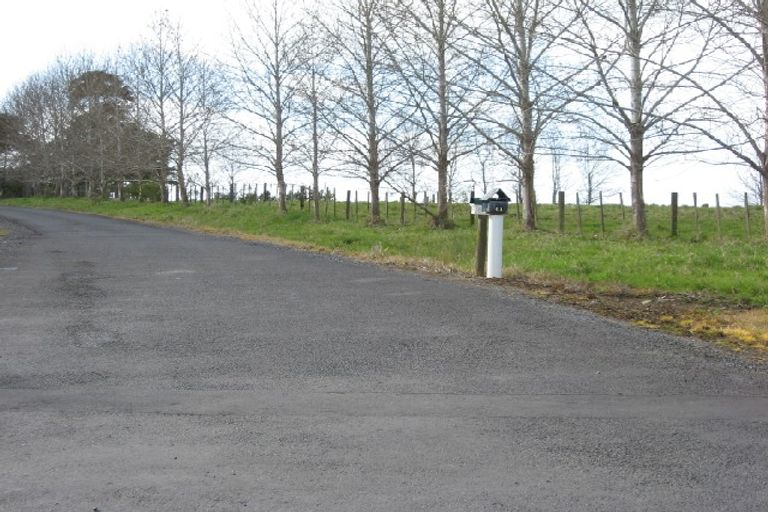 Photo of property in 61 Trig Road, Whenuapai, Auckland, 0618