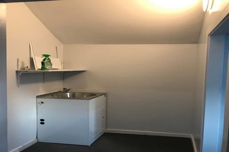 Photo of property in 8 Honiana Te Puni Street, Aro Valley, Wellington, 6021