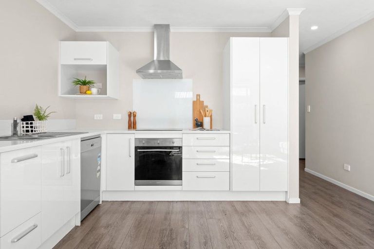 Photo of property in 2/61 Fifth Avenue, Enderley, Hamilton, 3214