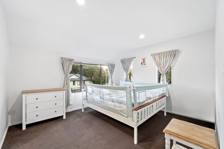 Photo of property in 2 Whitbourne Heights, Manurewa, Auckland, 2105