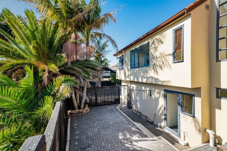 Photo of property in 47b Marsden Avenue, Mount Eden, Auckland, 1024