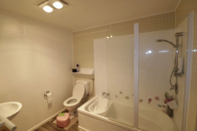 Photo of property in 1a Totara Street, Tawhero, Whanganui, 4501