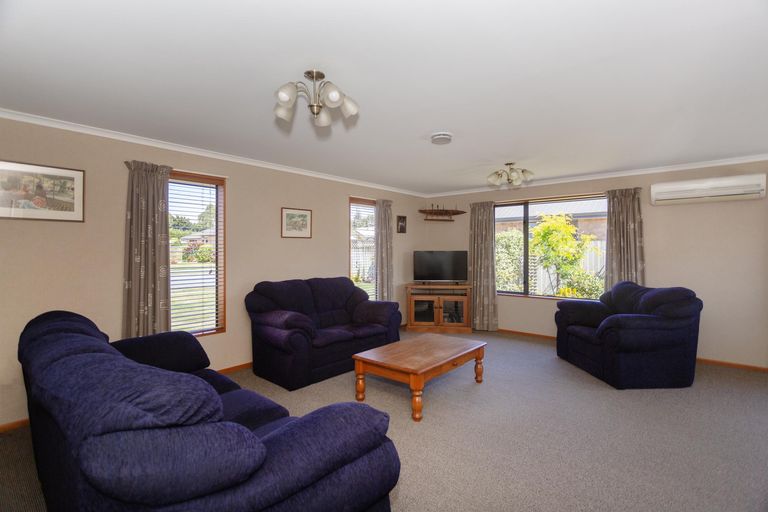 Photo of property in 25 Hannah Place, Holmes Hill, Oamaru, 9401