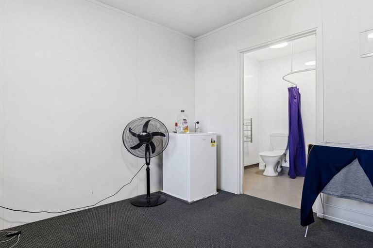 Photo of property in 352a Blenheim Road, Upper Riccarton, Christchurch, 8041