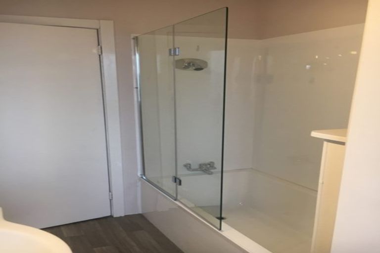 Photo of property in 36 Hamilton Road, Cambridge, 3434