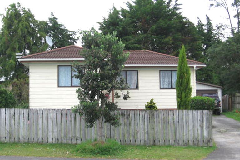 Photo of property in 21 Armada Drive, Ranui, Auckland, 0612