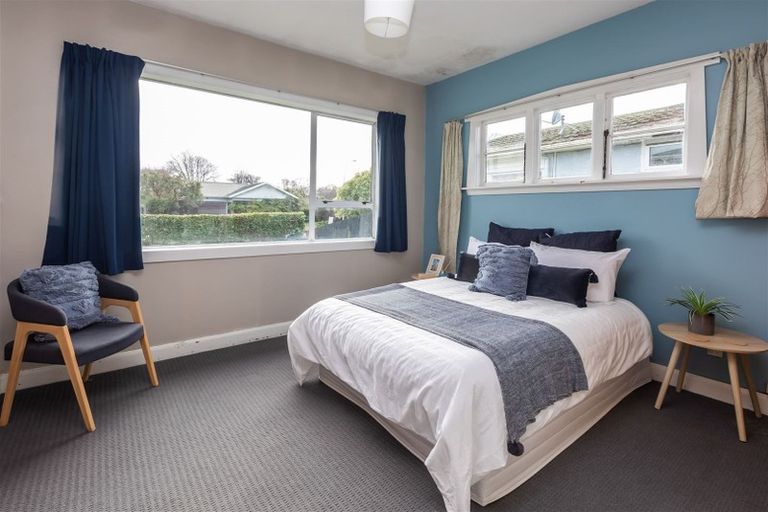 Photo of property in 14 Winters Road, Redwood, Christchurch, 8051