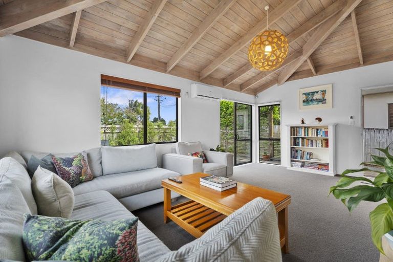 Photo of property in 10a Barrack Road, Mount Wellington, Auckland, 1060