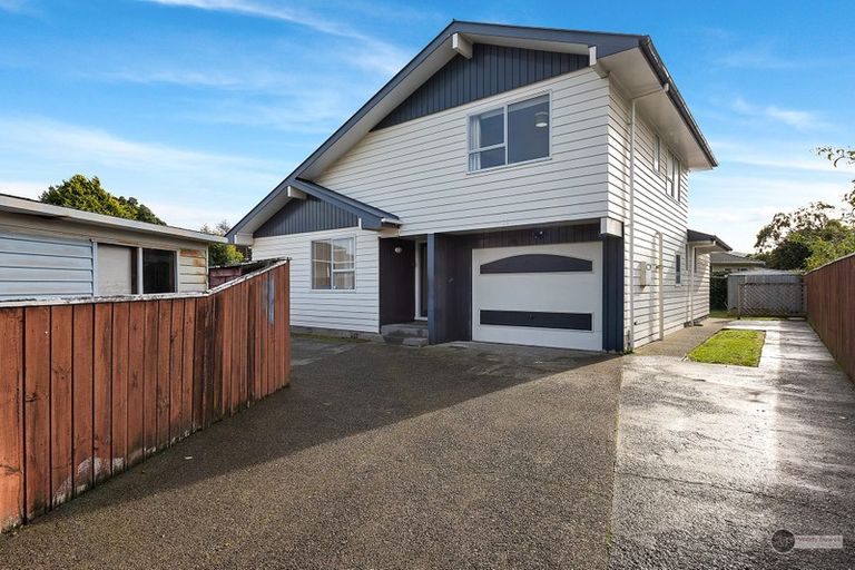 Photo of property in 15a Naenae Road, Naenae, Lower Hutt, 5011