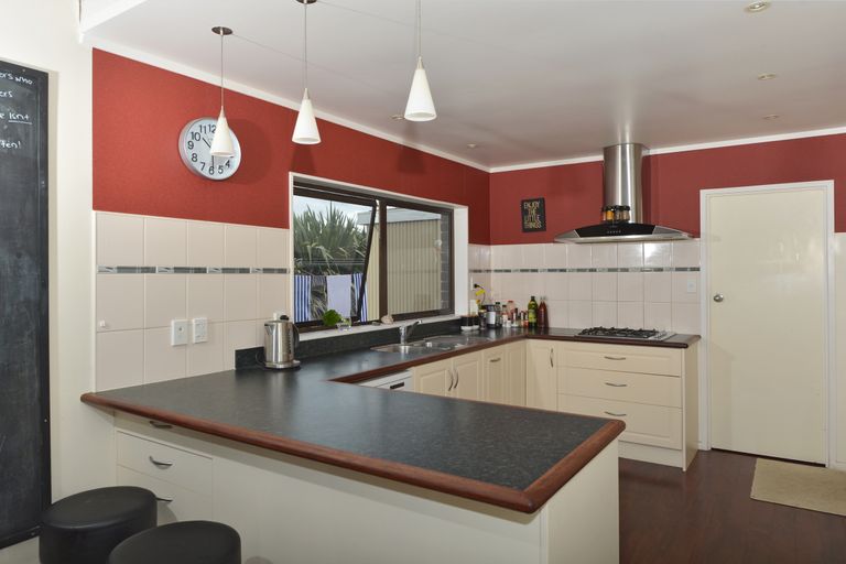 Photo of property in 10 Barclay Place, Te Kamo, Whangarei, 0112