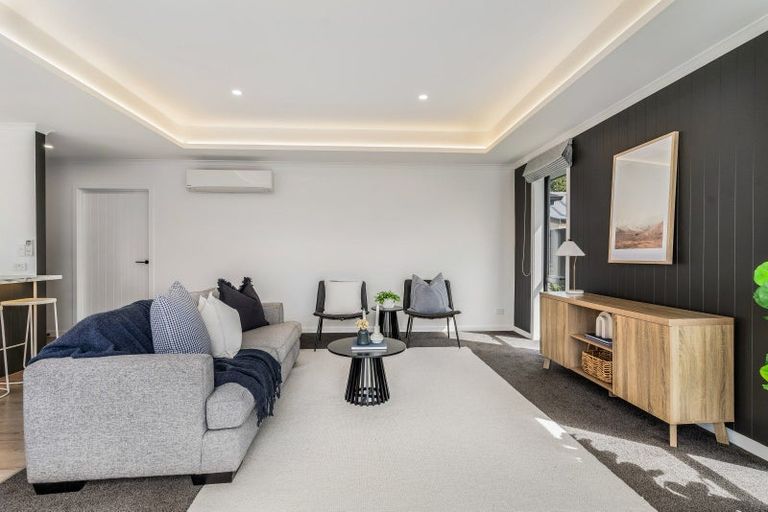 Photo of property in 68 Park Street, Winton, 9720