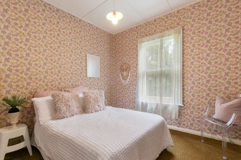 Photo of property in 25 Newman Terrace, Thorndon, Wellington, 6011