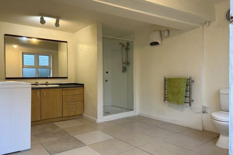 Photo of property in 363a Ohiro Road, Brooklyn, Wellington, 6021