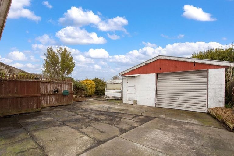 Photo of property in 19 Claridges Road, Casebrook, Christchurch, 8051