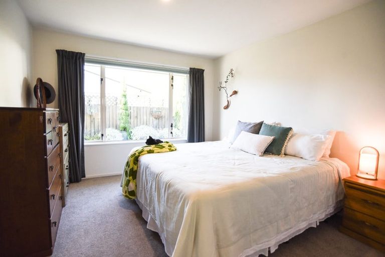 Photo of property in 2/77 Fairfield Avenue, Addington, Christchurch, 8024