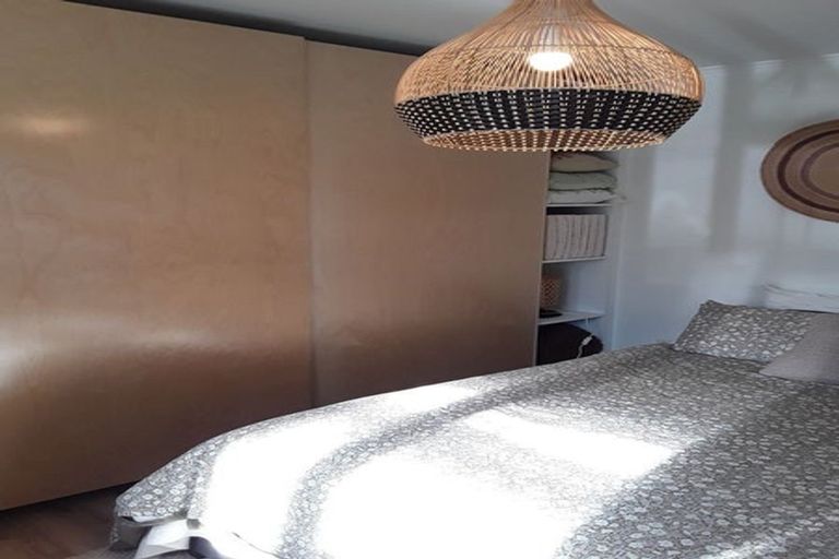 Photo of property in 1/22 Neptune Avenue, Beach Haven, Auckland, 0626