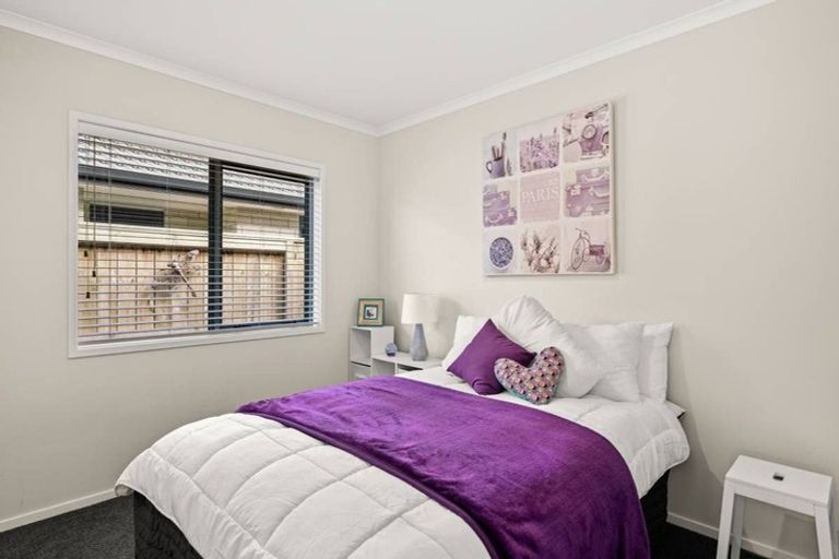 Photo of property in 11 Ponga Place, Papamoa Beach, Papamoa, 3118