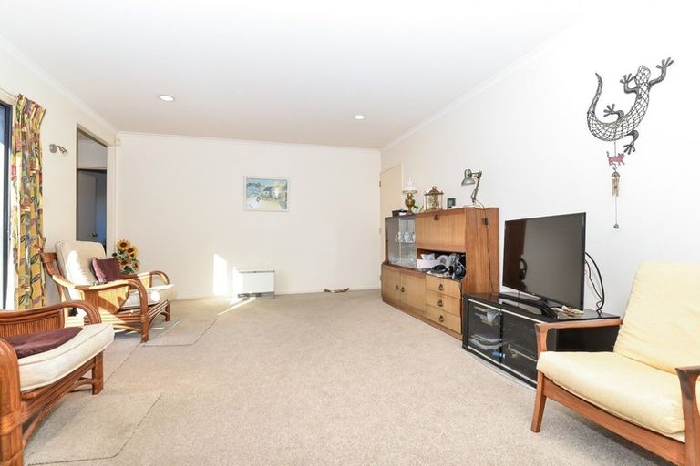 Photo of property in 21 Fendalton Drive, Rototuna, Hamilton, 3210