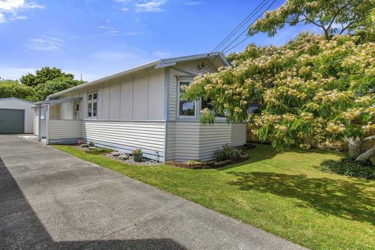 Photo of property in 35 Murray Street, Wallaceville, Upper Hutt, 5018