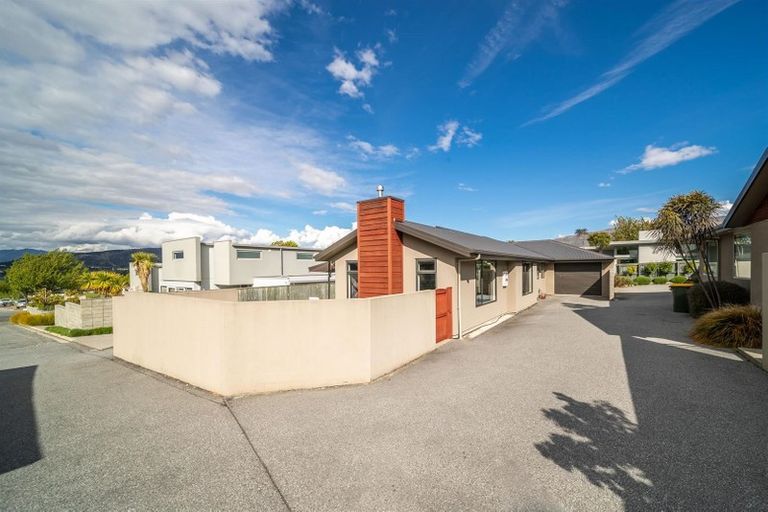 Photo of property in 28b Old Station Avenue, Wanaka, 9305