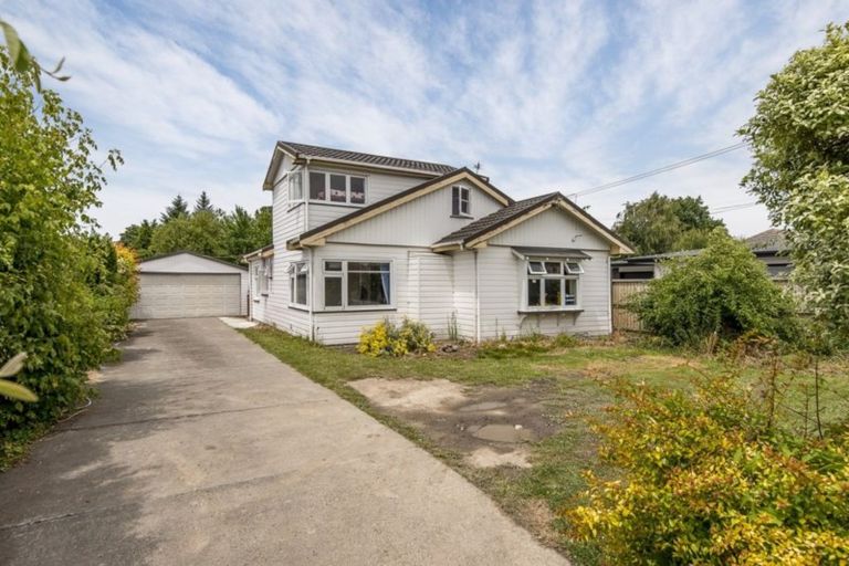 Photo of property in 63 Aorangi Road, Bryndwr, Christchurch, 8053