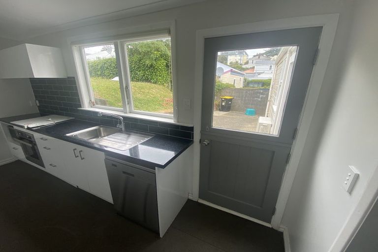 Photo of property in 75 Coromandel Street, Newtown, Wellington, 6021