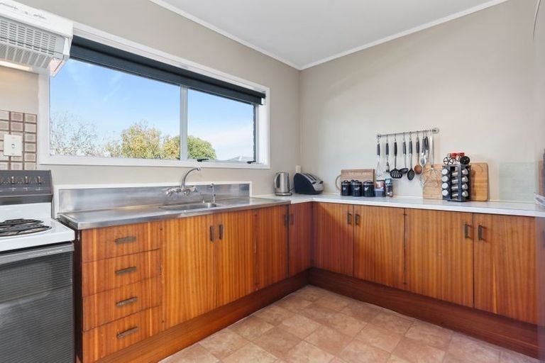 Photo of property in 3/5 Ryburn Road, Mount Wellington, Auckland, 1062