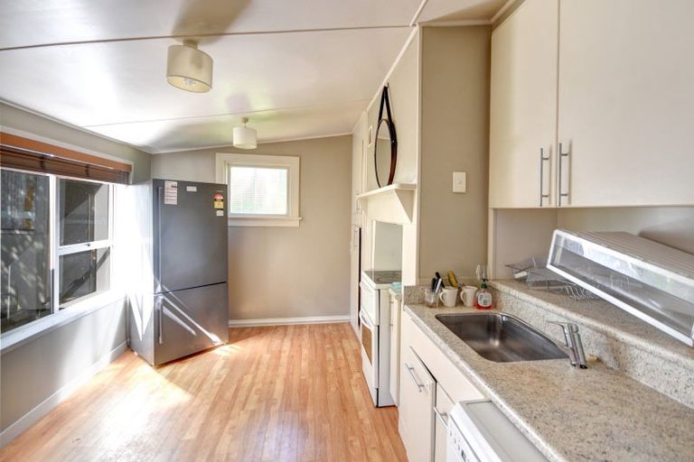 Photo of property in 2 Greenock Street, Kaikorai, Dunedin, 9010