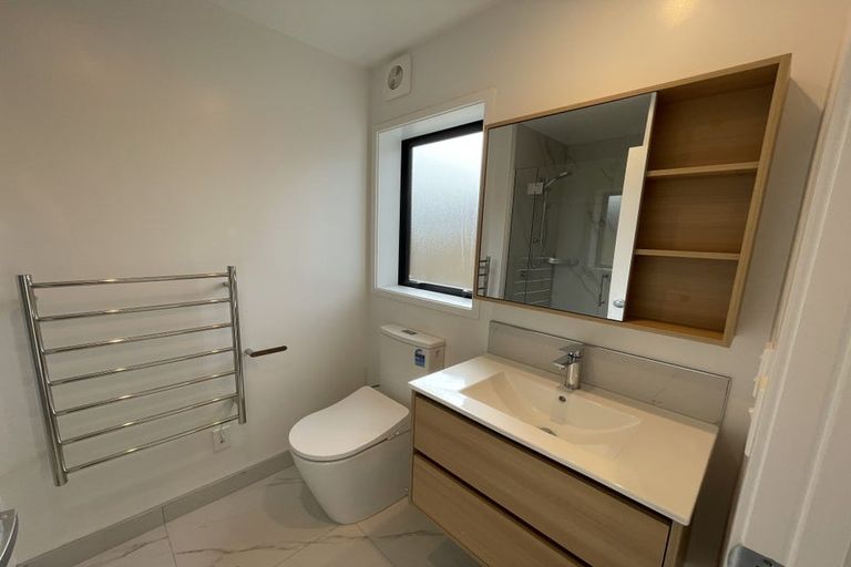 Photo of property in 2/75 Ferry Road, Christchurch Central, Christchurch, 8011
