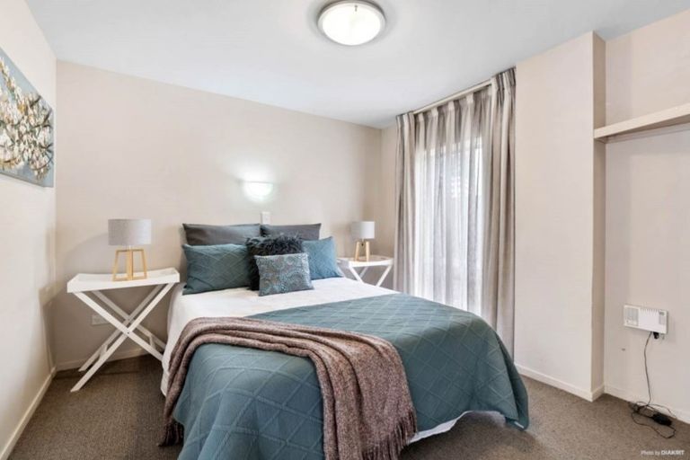 Photo of property in 1/416 Hibiscus Coast Highway, Orewa, 0931