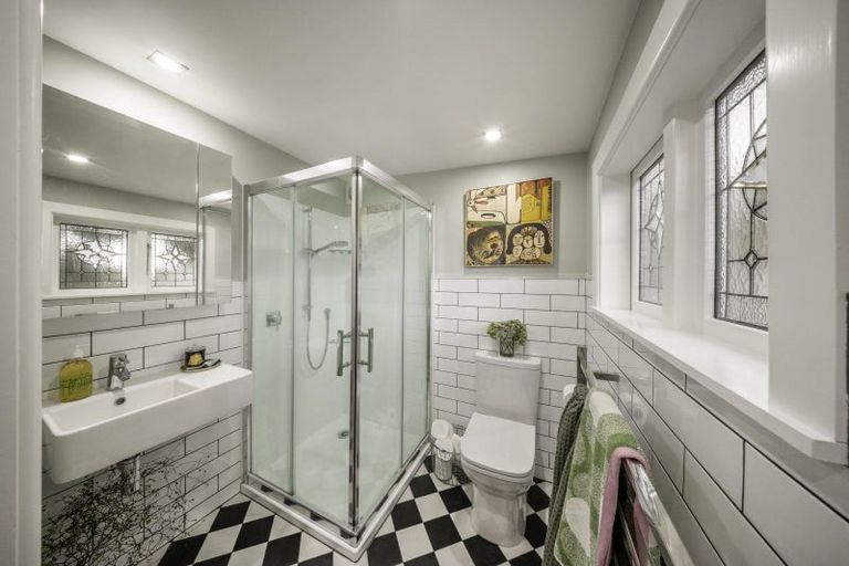 Photo of property in 246 Adelaide Road, Newtown, Wellington, 6021