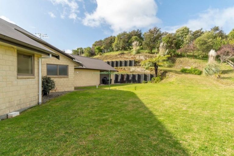 Photo of property in 24 Roger Guy Place, Welcome Bay, Tauranga, 3175