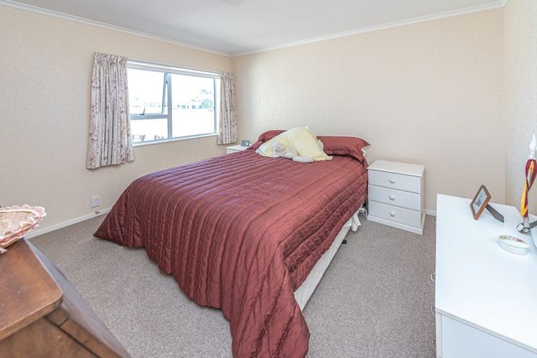 Photo of property in 6 Waharua Place, Tawhero, Whanganui, 4501