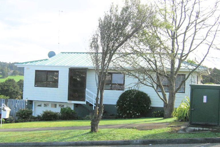 Photo of property in 99 Alcoba Street, Te Kamo, Whangarei, 0112