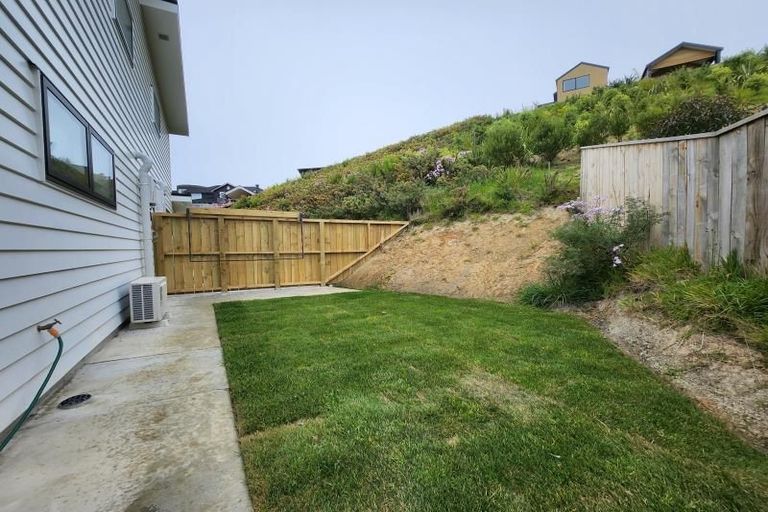 Photo of property in 30a Ken Douglas Drive, Aotea, Porirua, 5024