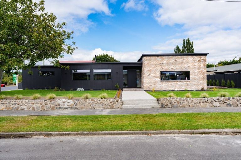 Photo of property in 112 Bush Road, Mosgiel, 9024