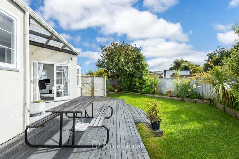 Photo of property in 1071 High Street, Taita, Lower Hutt, 5011
