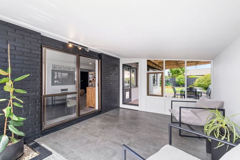 Photo of property in 25 Westfield Avenue, Templeton, Christchurch, 8042