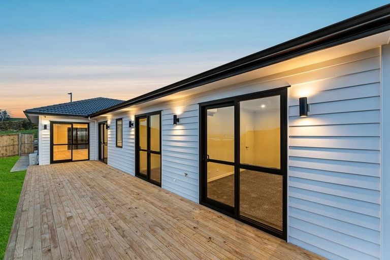 Photo of property in 11 Piedmonte Avenue, Pokeno, 2402