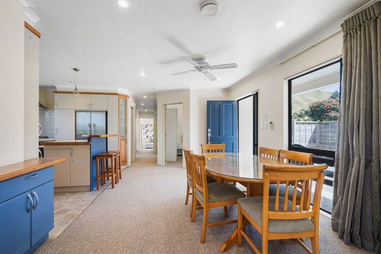 Photo of property in 9 Motutara Road, Oakura, Hikurangi, 0184