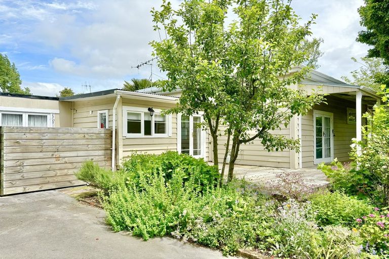 Photo of property in 25 Carruthers Street, Otane, 4202