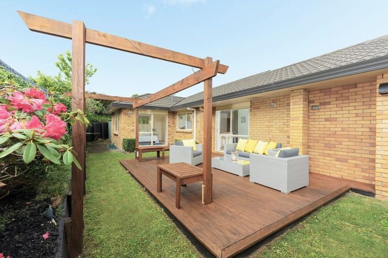 Photo of property in 1 Tautara Place, Ohauiti, Tauranga, 3112