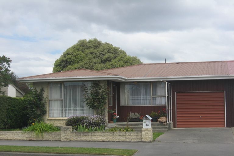 Photo of property in 2/4 Quinton Place, Bishopdale, Christchurch, 8053