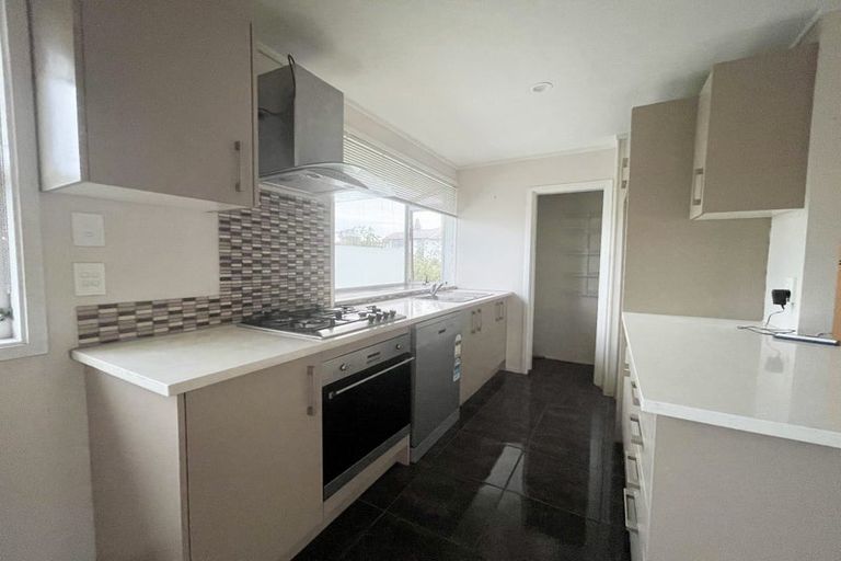 Photo of property in 1/97a Nile Road, Milford, Auckland, 0620