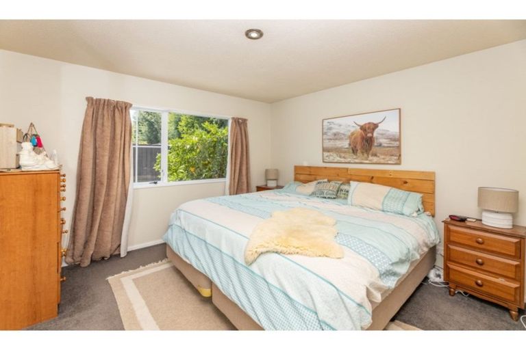 Photo of property in 5 Greenwood Close, Woodend, 7610