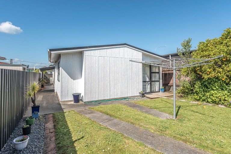 Photo of property in 105 Harrison Street, Whanganui, 4500