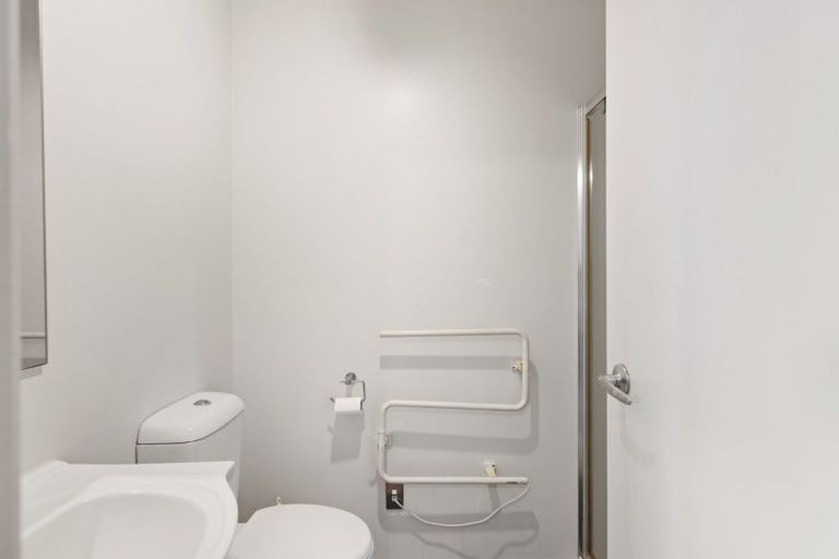 Photo of property in 2/27 Hogan Street, Hamilton East, Hamilton, 3216