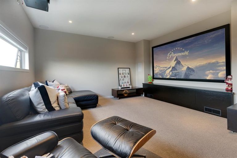 Photo of property in 36 Oceania Place, Mellons Bay, Auckland, 2014