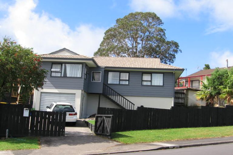 Photo of property in 9 Sungrove Rise, Sunnyvale, Auckland, 0612
