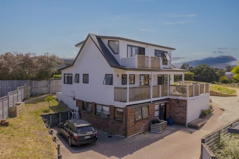 Photo of property in 9 Britannia Dell, Pauanui, Hikuai, 3579